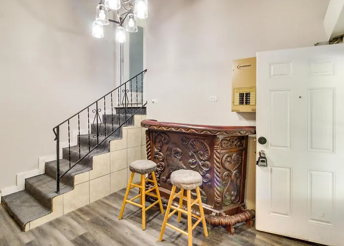 W/ Patio & Games Near Dtwn Pensacola! *